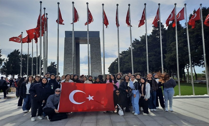 BİR DESTANDIR ÇANAKKALE
